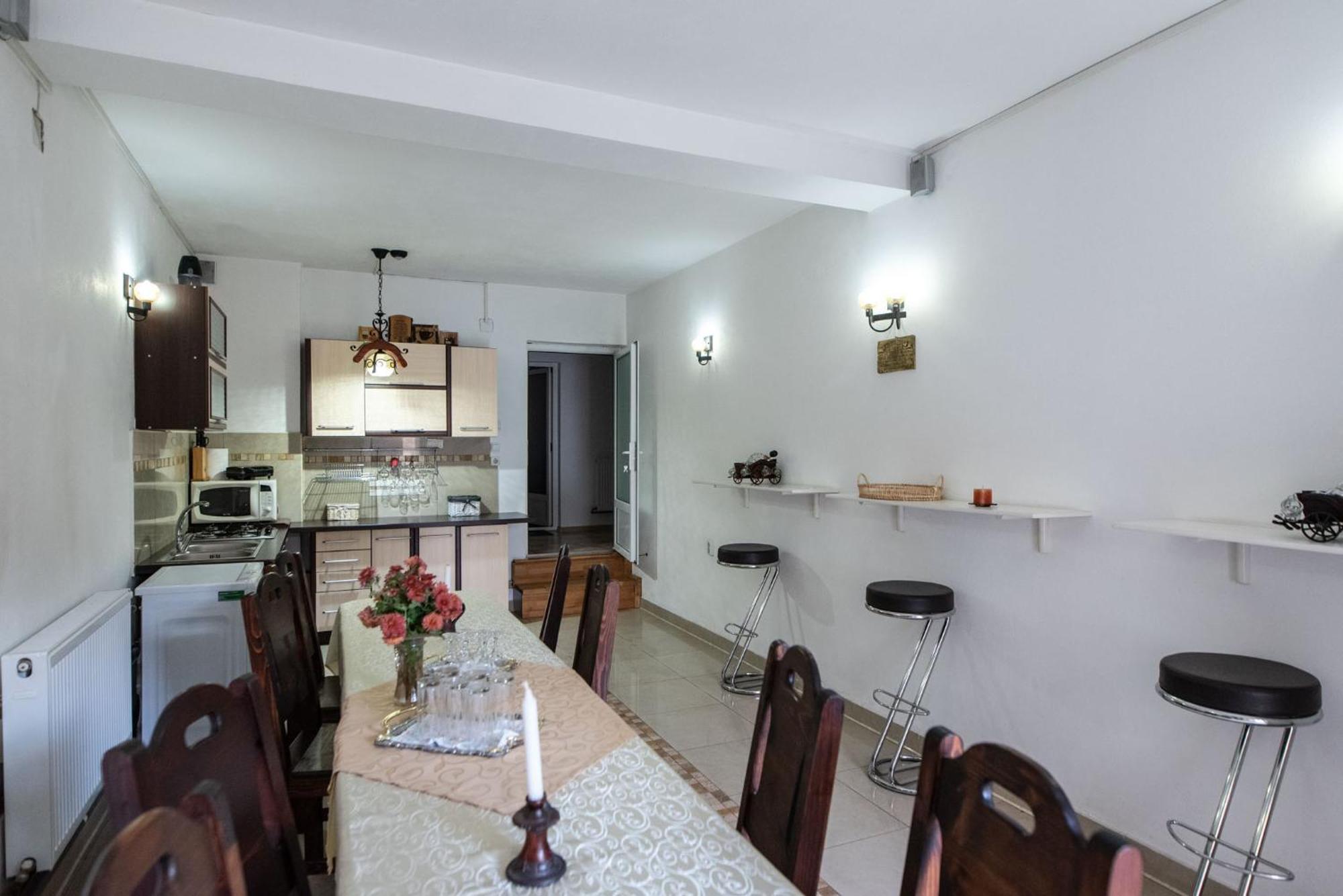 Zărneşti Casa Nicoladis 아파트 외부 사진