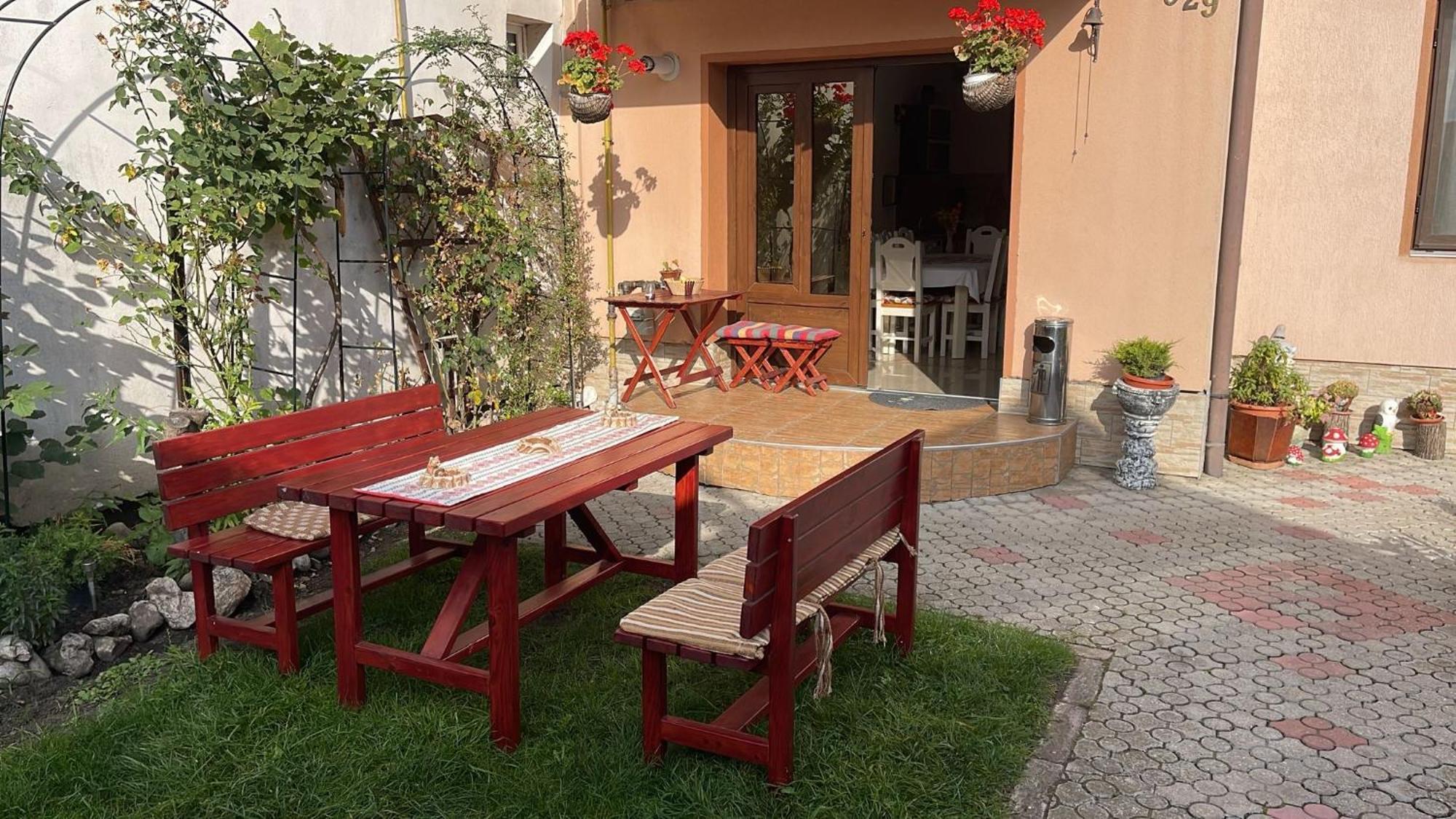 Zărneşti Casa Nicoladis 아파트 외부 사진